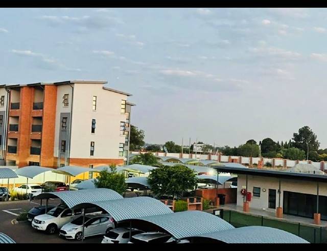 3 BEDROOM PROPERTY TO RENT IN GLEN MARAIS